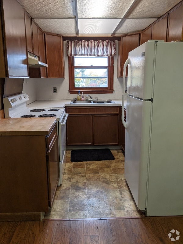 Building Photo - 76 Liberty St Unit C Rental