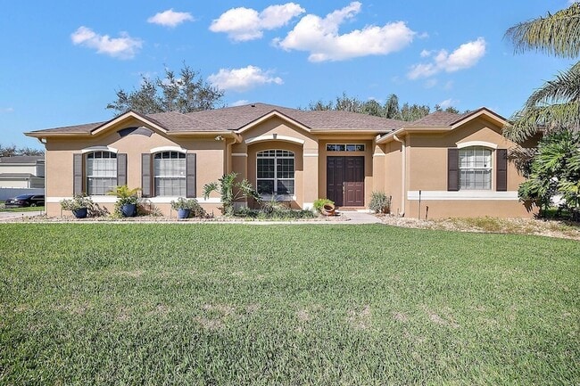 Building Photo - 2847 Majestic Isle Dr