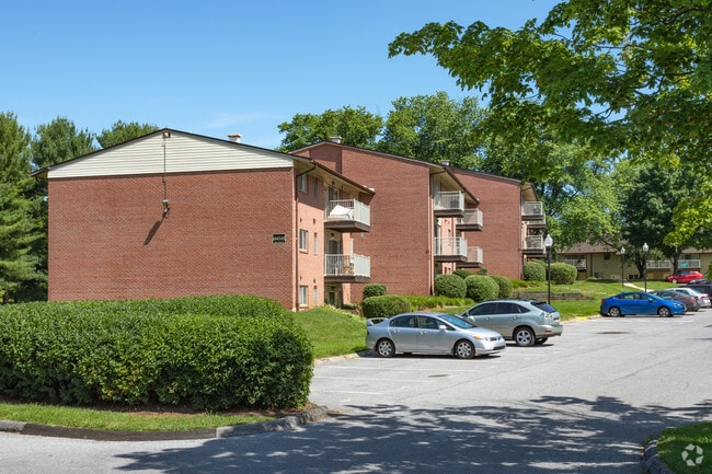 Morningside Apartments and Townhomes For Rent in Owings