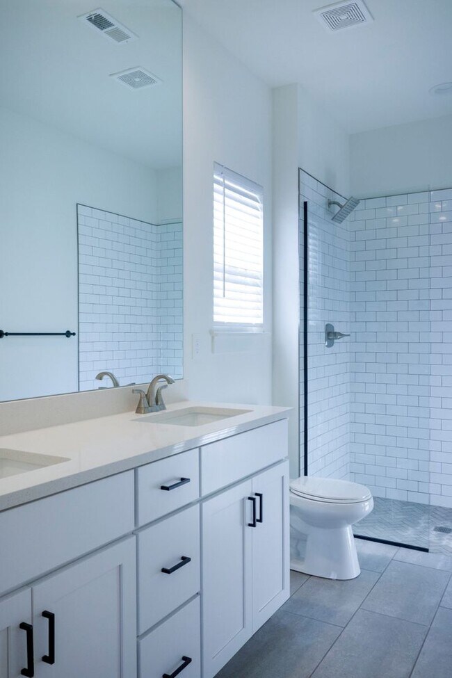 Photo - 19649 W 200th St