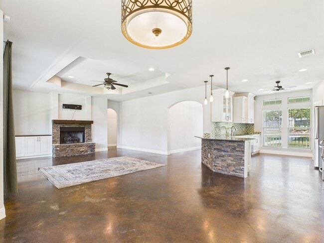 Photo - Stone Ridge Rentals