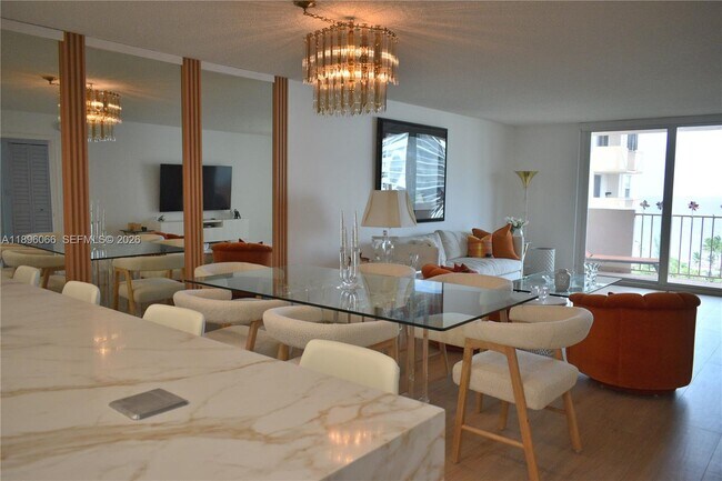 Photo - 1865 S Ocean Dr Unidad 14N