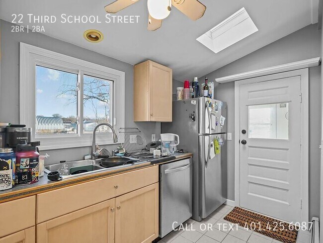 Photo - 22 Third School St