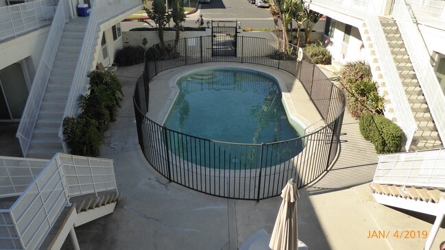 Photo - 8428 Amigo Ave