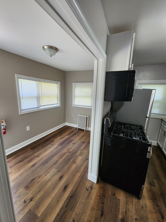 Photo - The Chartum Unit 4