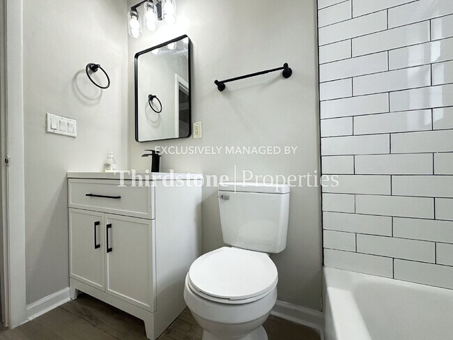 Photo - 1930 Park St Unidad B