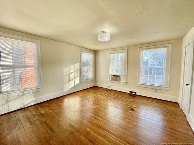 Photo - 117 Woodside Ave