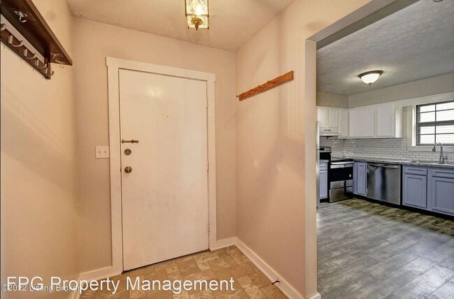 3 br, 2 bath House - 6618 ashbrooke dr - 3 br, 2 bath House - 6618 ashbrooke dr