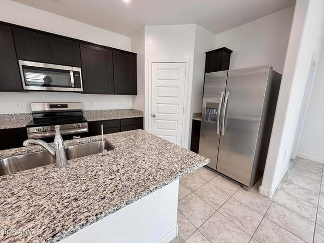 Photo - Beautiful 3-bedroom, 2-bath home in Entrada Del Oro (Newer DR Horton Home)!