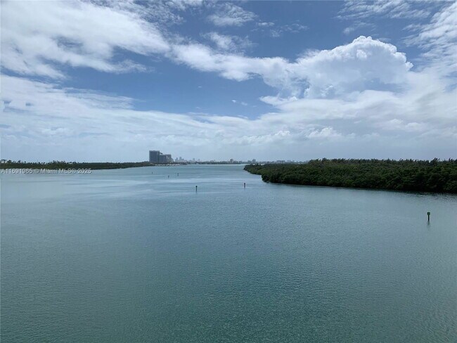 Photo - 500 Bayview Dr Unidad 620