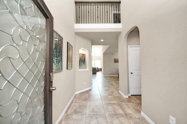Photo - 29482 Westhope Dr