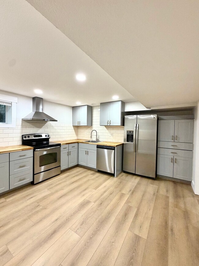 Photo - 315 SE 151st Ave Unit 315B