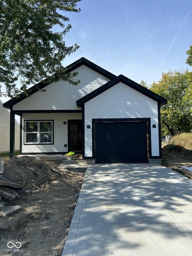 Building Photo - 3226 Keystone Lakes Way