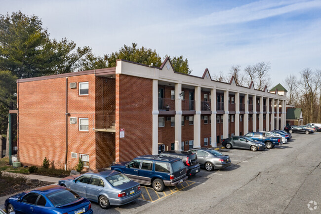 Building Photo - The Crossings at Elmwood Rental