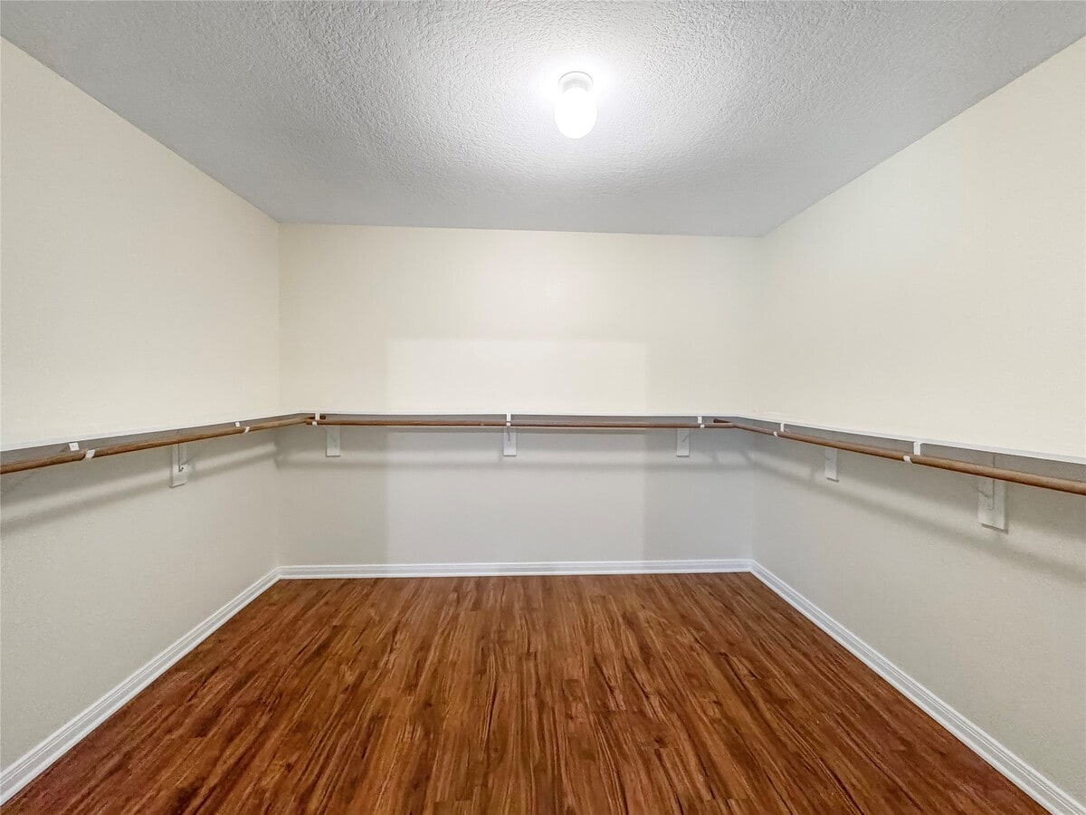Photo - 7521 Blue Jay Dr