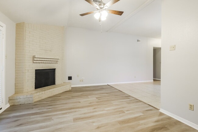 Photo - 1010 Hickory Post Ct