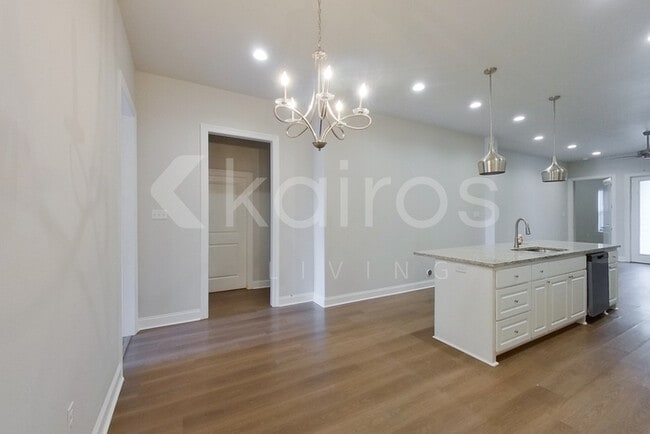 Photo - 15703 Boothy Ln