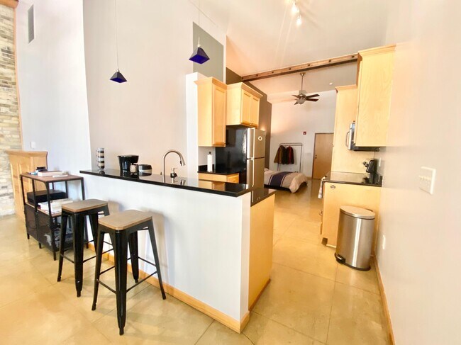 Photo - 771 N Water St Unit 23