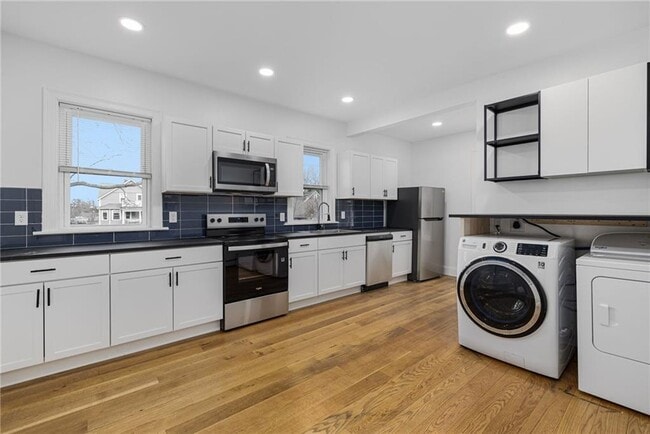 Photo - 30 Cypress St