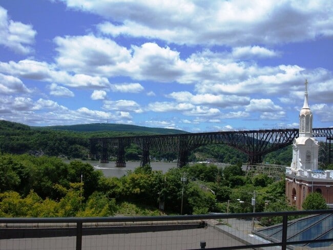 Photo - 110 Mill Street