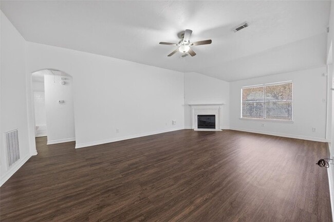 Photo - 16122 Cypress Point Dr