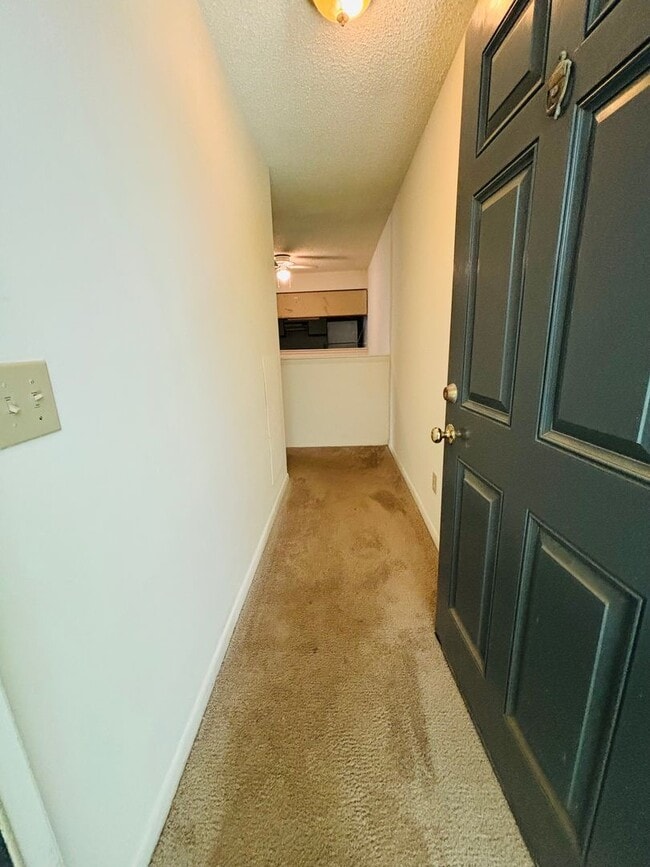 Photo - 1315C Henry Ln