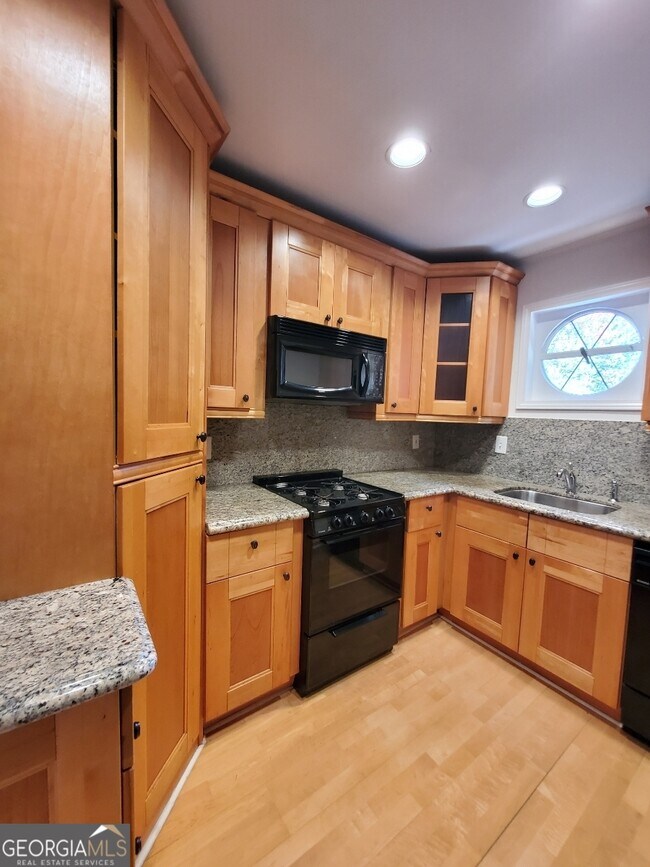 Photo - 5400 Roswell Rd Unit APT K 1