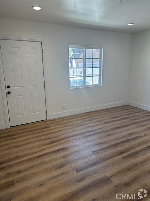 Building Photo - 8178 Chestnut Ave Rental