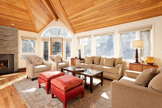 Photo - 1006 E Hyman Ave