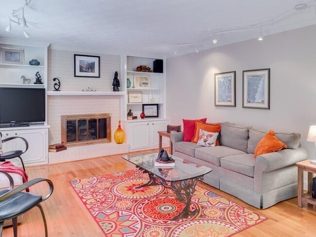 Photo - 5216 Willow Point Pkwy