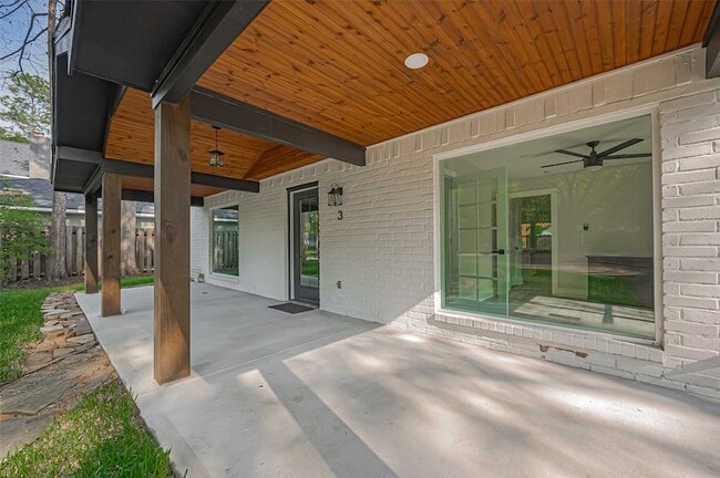 Photo - 3 Roserush Ct