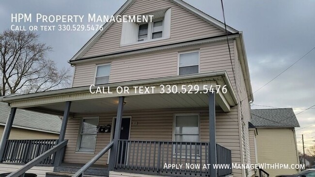 Building Photo - 551 Allyn St Unit 3