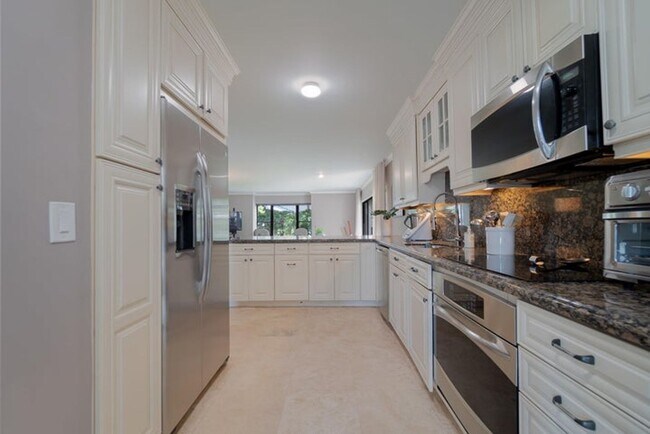 Photo - 13400 Polo Rd W