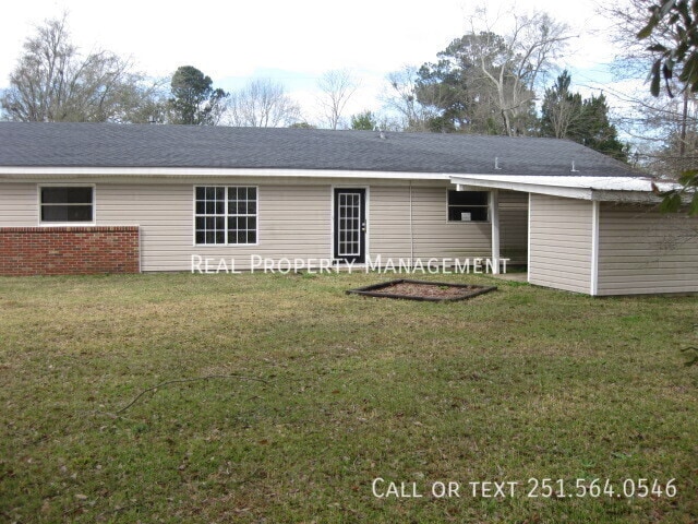 Photo - 100 Oak St