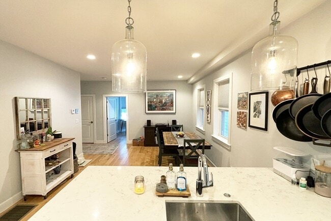 Photo - 335 Maverick St Apartment Unit #1