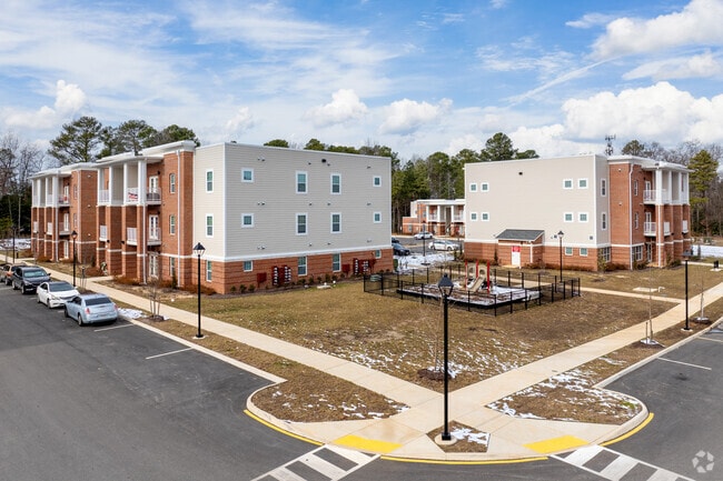 2701 Drewry&#39;s Bluff Rd - Winchester Forest