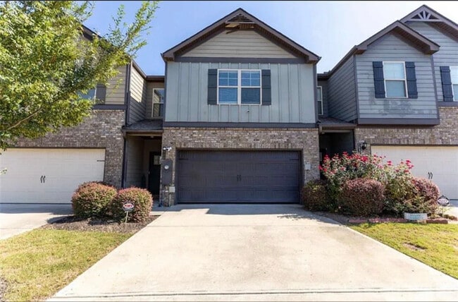 Building Photo - 1028 Mcconaughy Ct