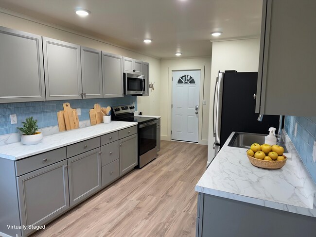 Photo - 85 N Winooski Ave Unit 83