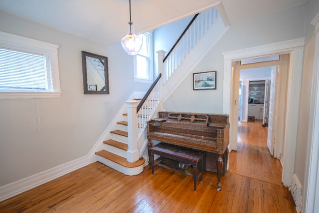 Photo - 1731 Parker St