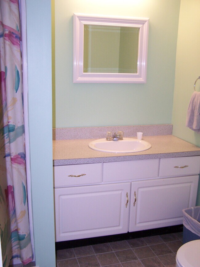 Photo - 20 Box Pond Rd