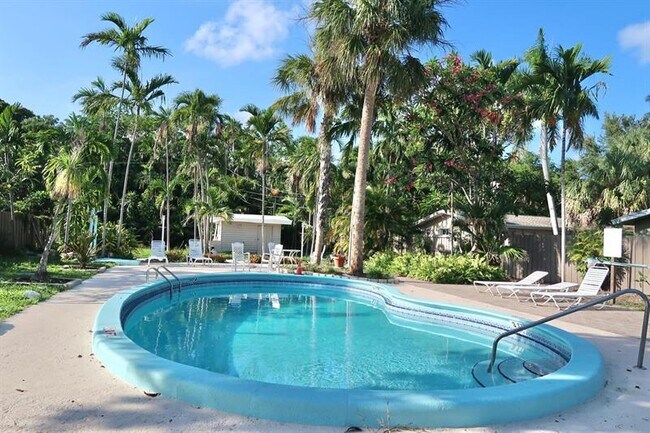 Photo - 110 SW 20th Ave