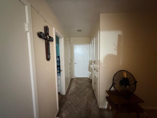 Photo - 2509 58th St