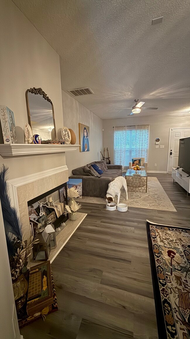 Photo - 8850 Gerren Ct