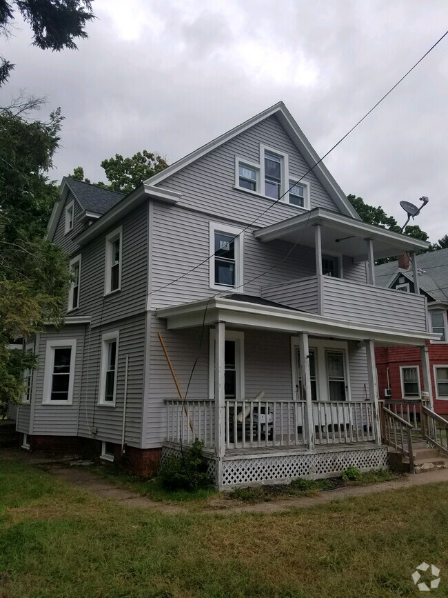 Front of House - 15 Hollister Street Rental