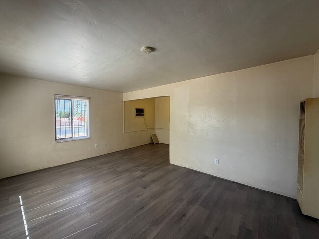 Photo - 2 Bedroom Single Story Home Available Near San Mateo Blvd NE & Constitution Ave NE!