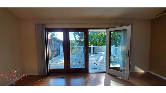 Photo - 2 bedroom townhome condo with AMAZING view...