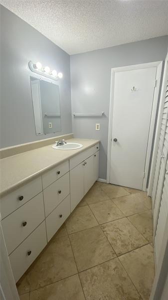 Photo - 618 NW 13th St Unit 12