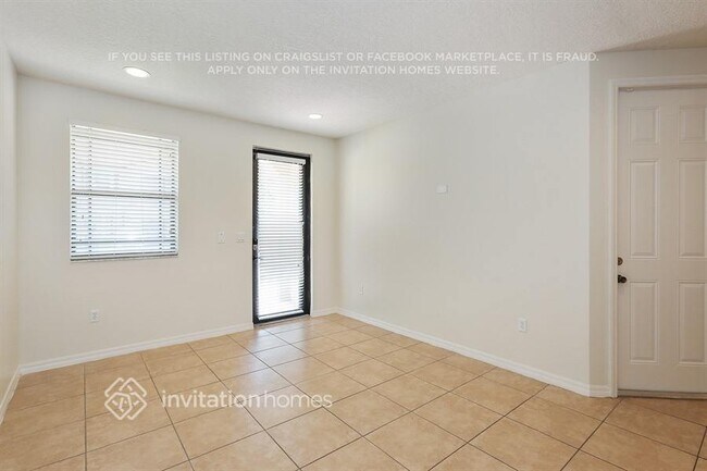 Photo - 666 NE 35th Ave