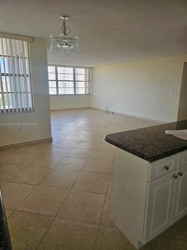 Photo - 18011 Biscayne Blvd Unidad 1504