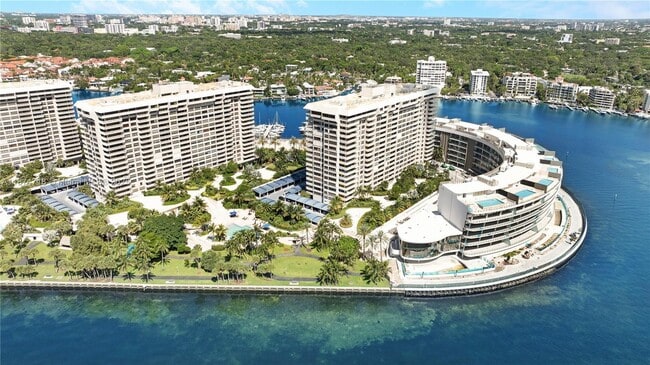 Building Photo - 3 Grove Isle Dr Unit C1108 Rental